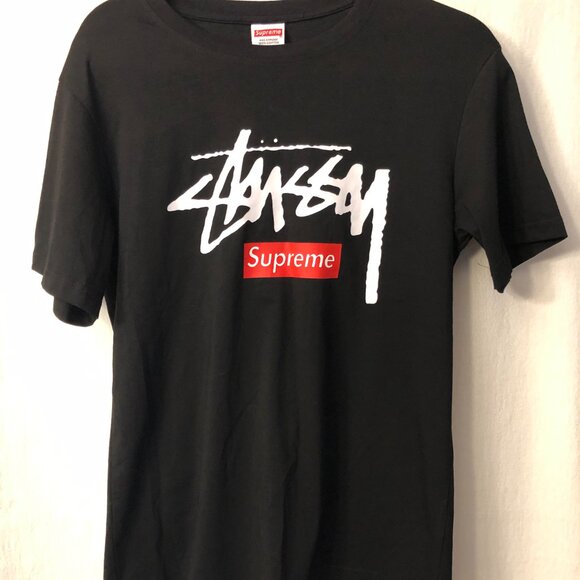 New. Supreme Logo T-Shirt: Size M - Picture 3 of 7